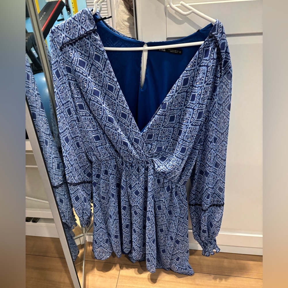 ZARA PATTERN BLUE MOTIF JUMPSUIT MEDIUM ROMPER